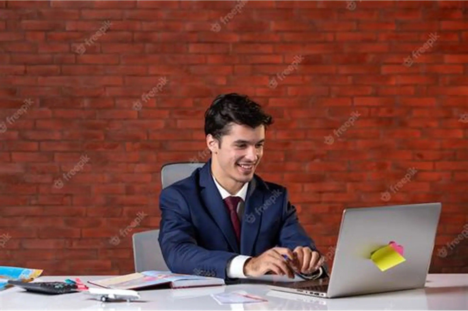 مركز توظيف  