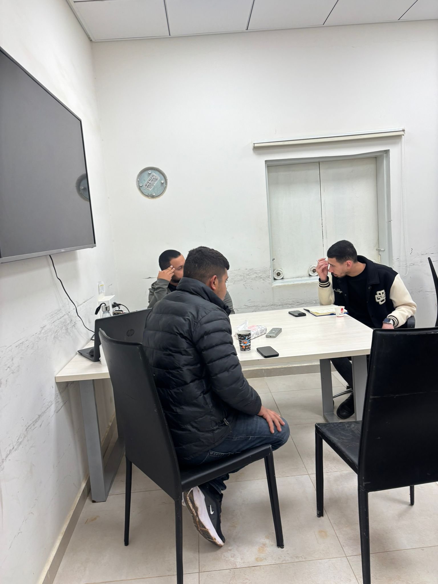 لقاء مع المشغل ميت اب