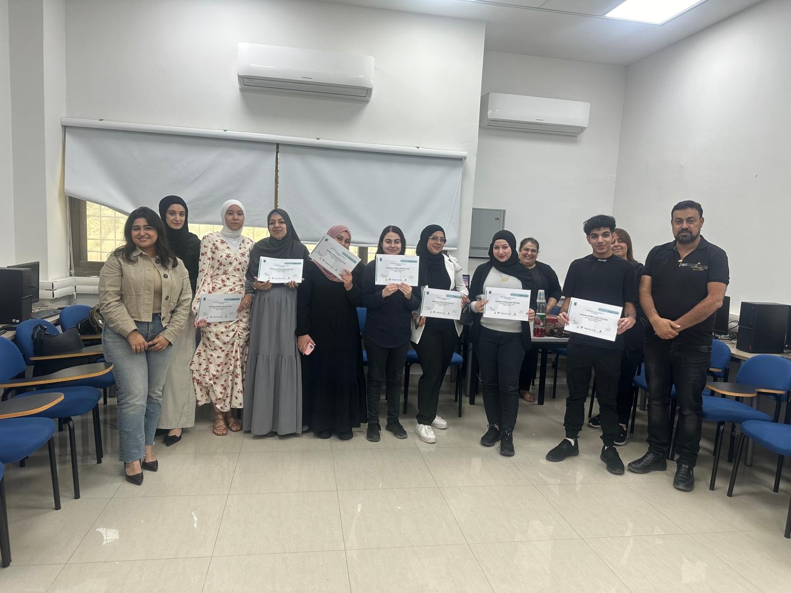 حفلة  تخريج استخدام الحاوب